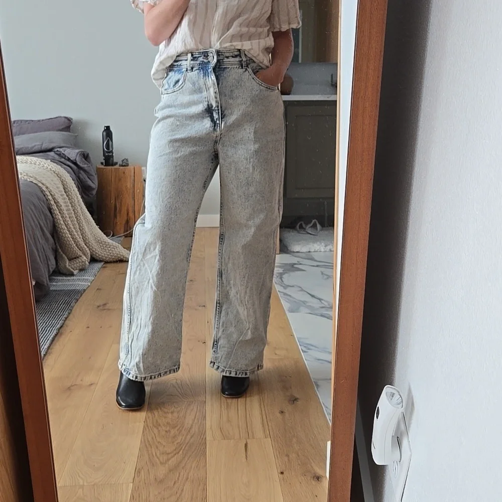 Sézane Le Crop Blue Edge Jeans | French Girl Style I VGUC, size 36 4US - Picture 5 of 13